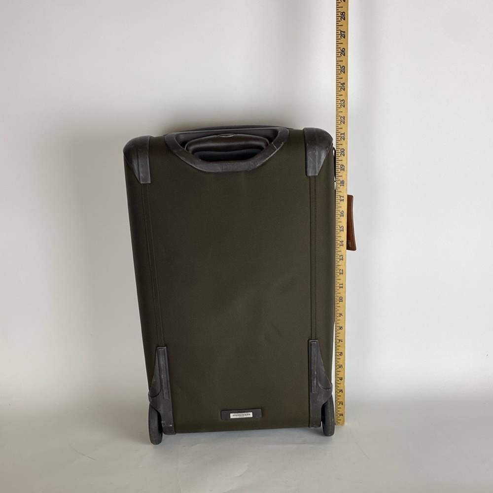 TUMI Alpha 2 Carry - On Expandable Suitcase 21” 2-Wheel Brown 22020ES2. - Picture 15 of 16